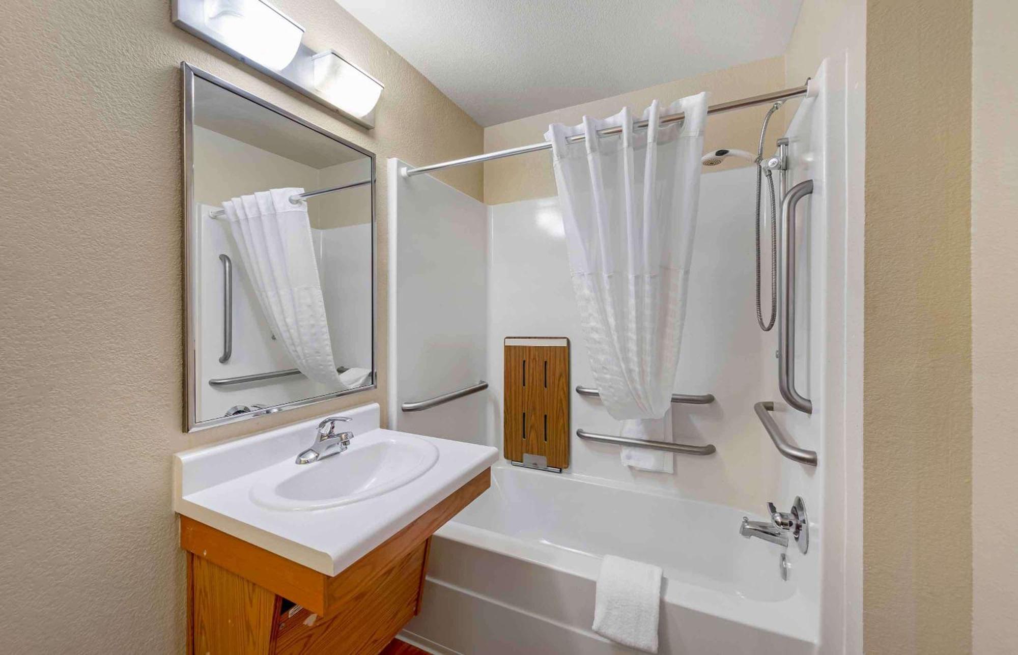 Extended Stay America Select Suites - Indianapolis - Greenwood Ngoại thất bức ảnh